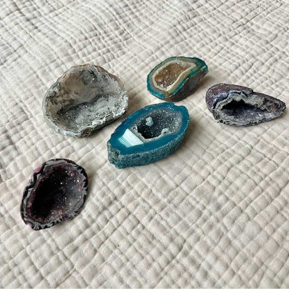 Collectibles | Lot of 5 Crystal Geode Agate Druzy Rock Collection - Picture 1 of 5